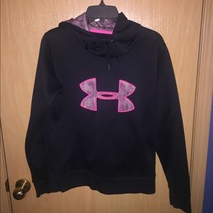 Under Armor Sweatshirt